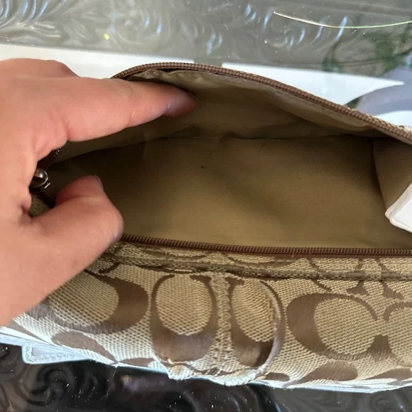 Coach Long Wallet - Picture 7 of 8